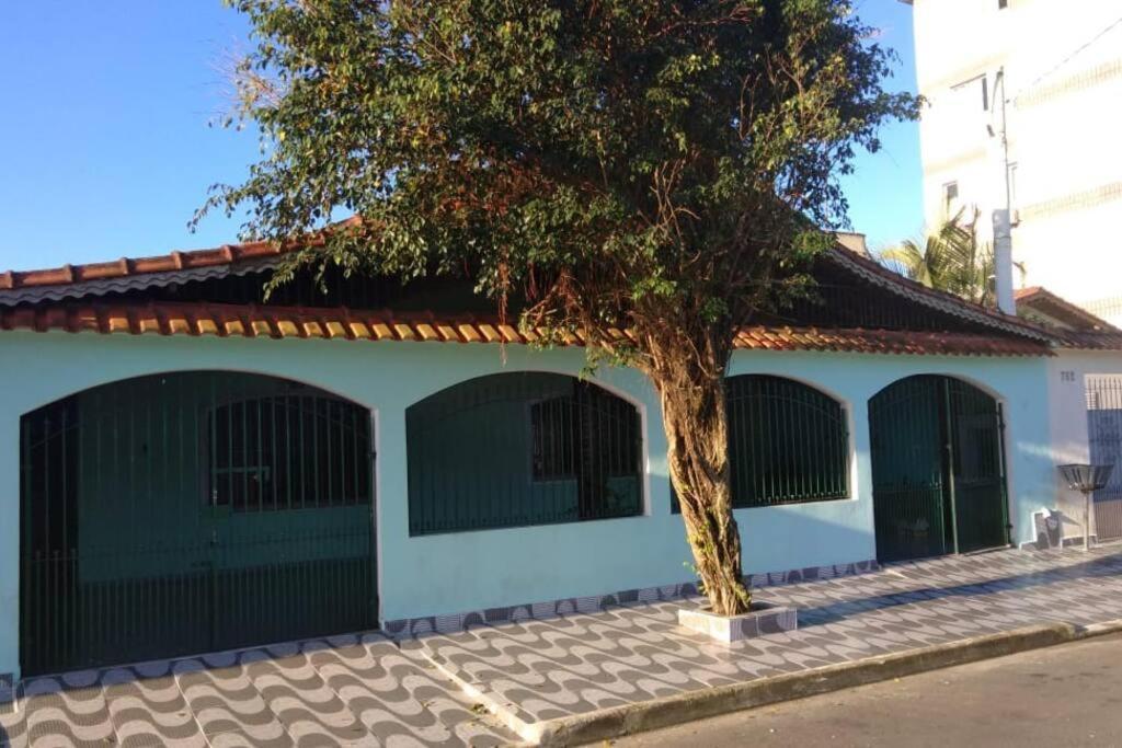 Casa Praia Grande Wi-Fi 4 Dorm 3 Carros Area Churrasq 700 Mts Da Praia Imirim Экстерьер фото